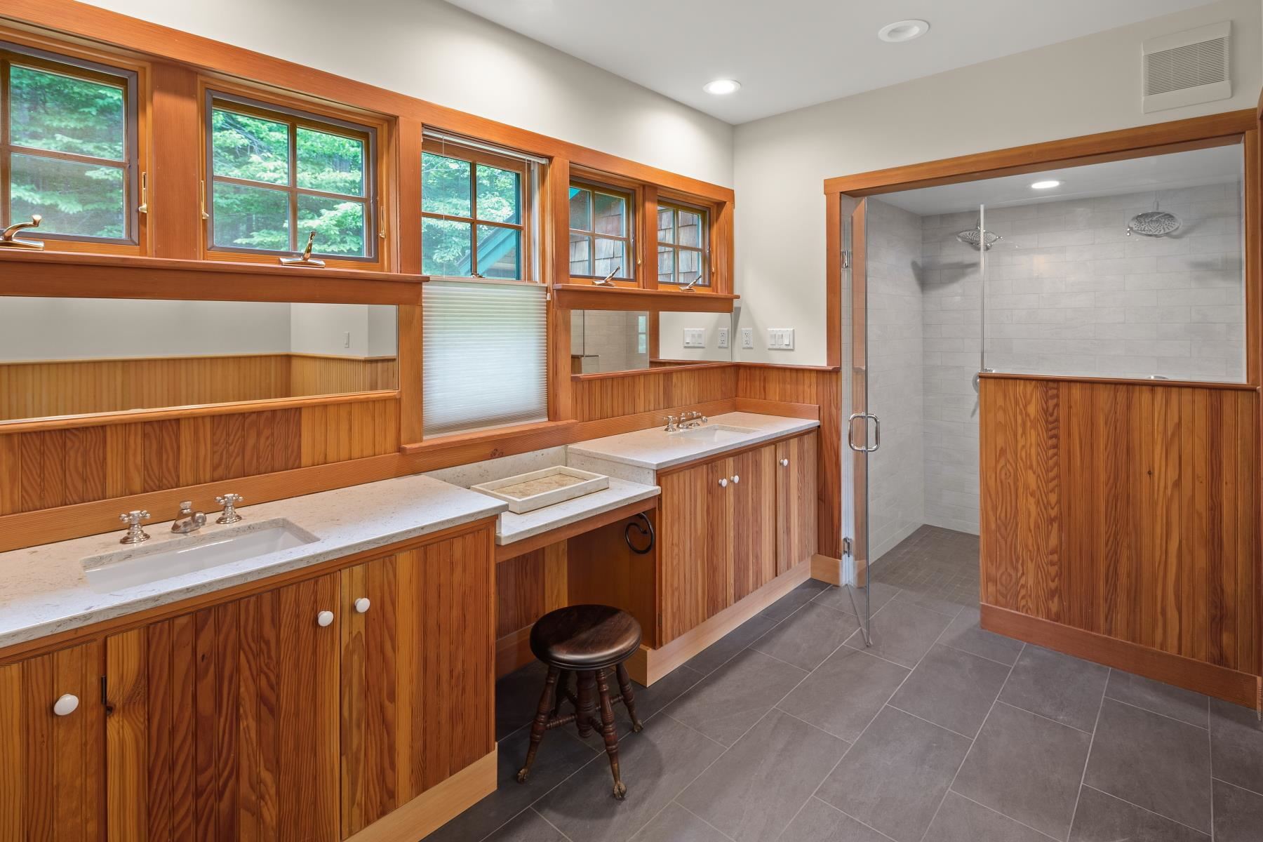 111 Thomas Pasture Road Stowe, VT 05672 - Photo 19 of 39