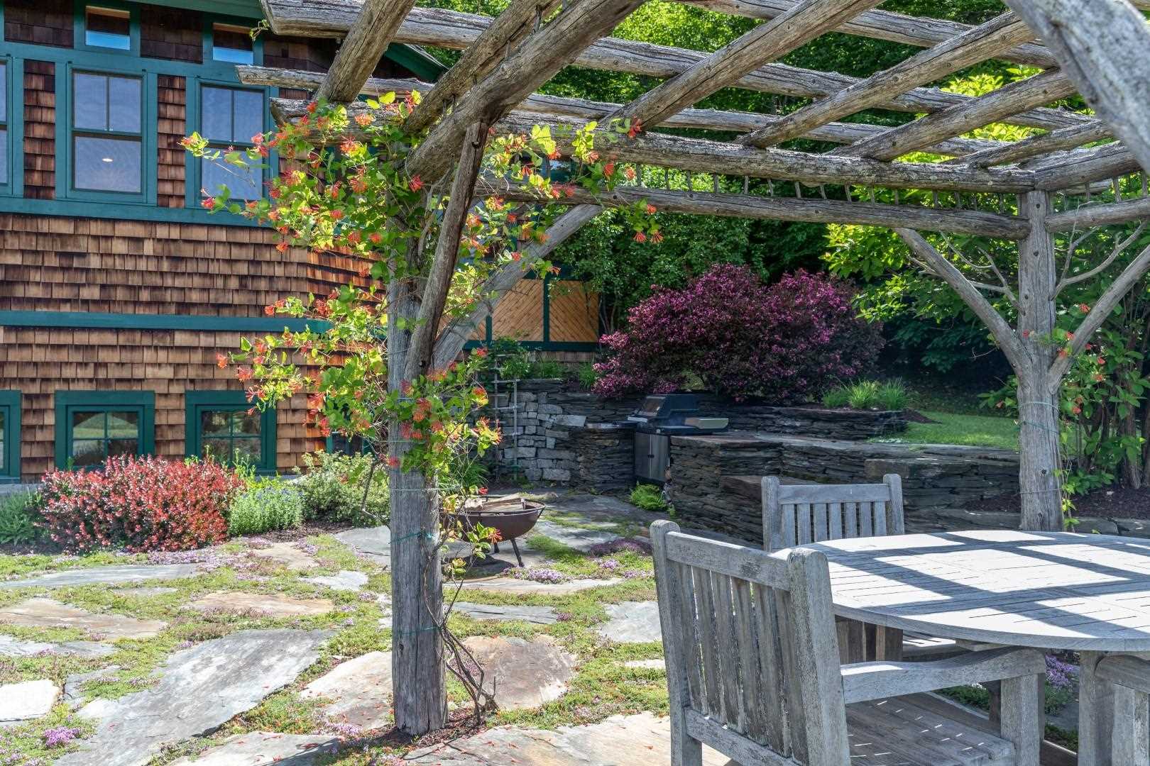 111 Thomas Pasture Road Stowe, VT 05672 - Photo 36 of 39