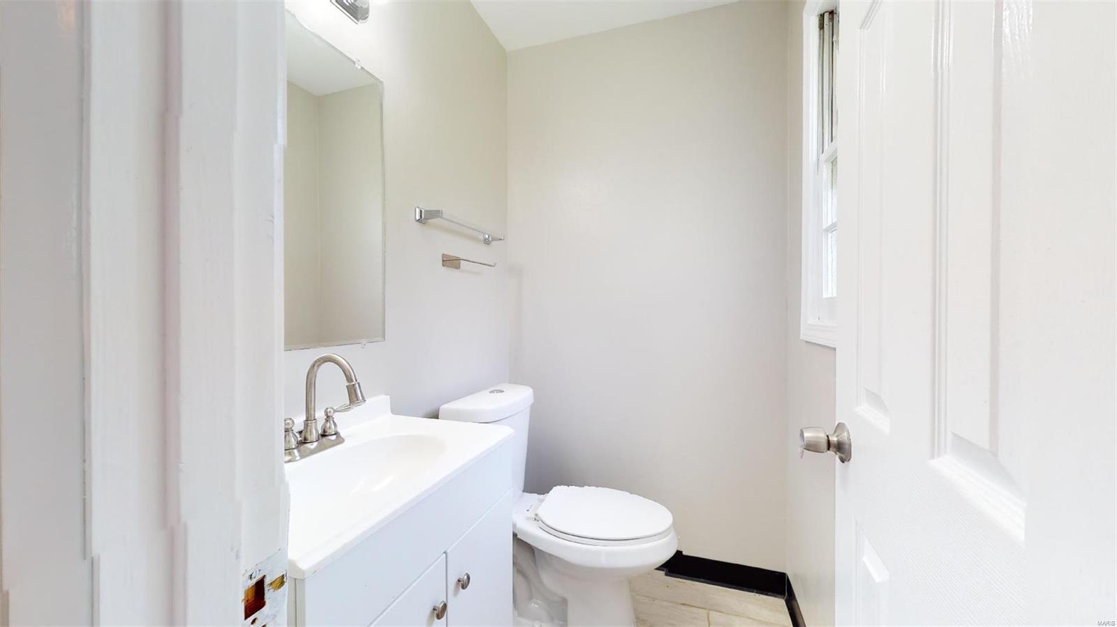 650 Derhake Road Florissant, MO 63033 - Photo 33 of 49 Gallery Image 33