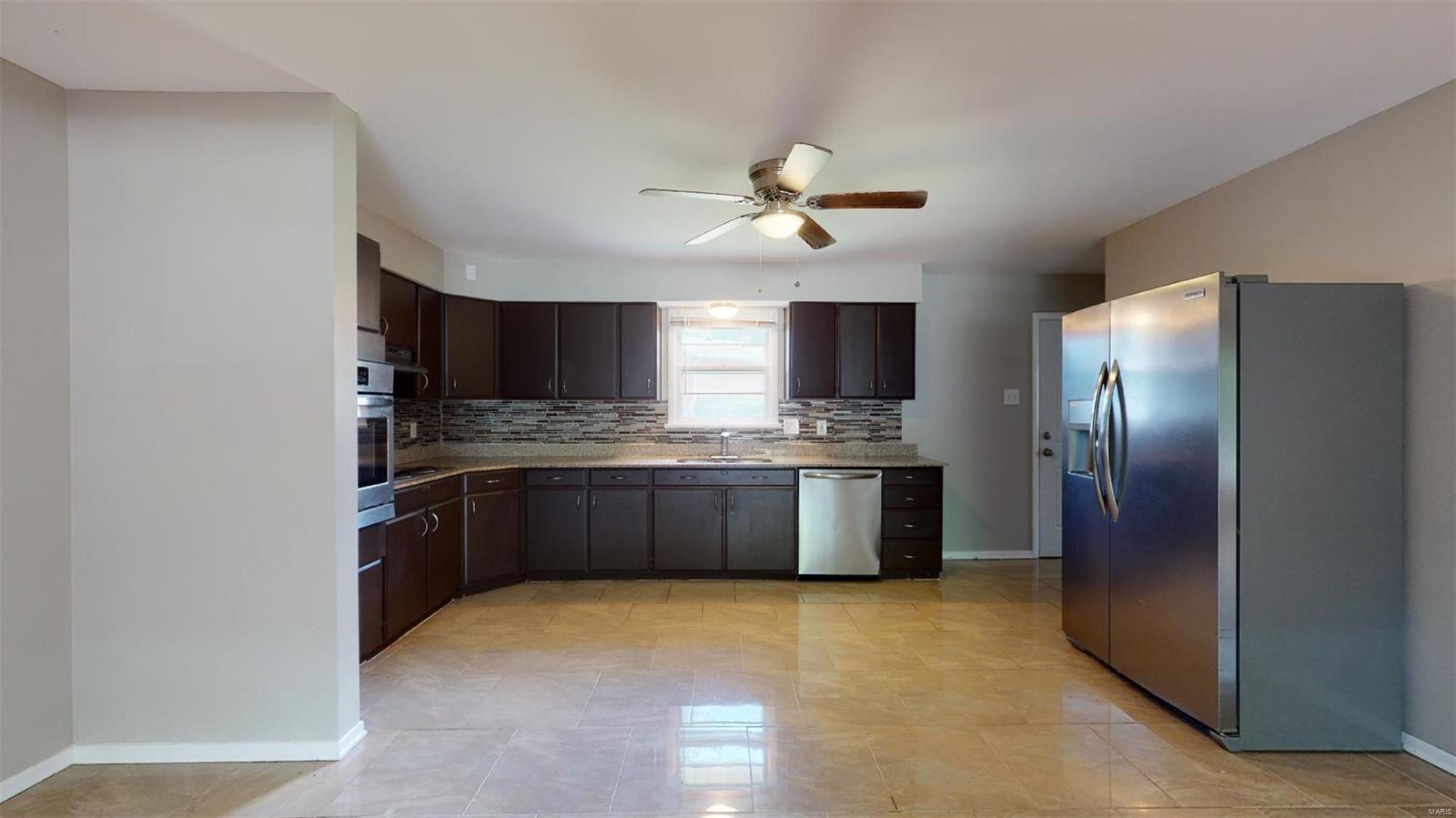 650 Derhake Road Florissant, MO 63033 - Photo 7 of 49 Gallery Image 7