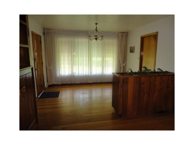 11 Weber Road Jeannette, PA 15644 - Photo 8 of 14 Dining Room.
