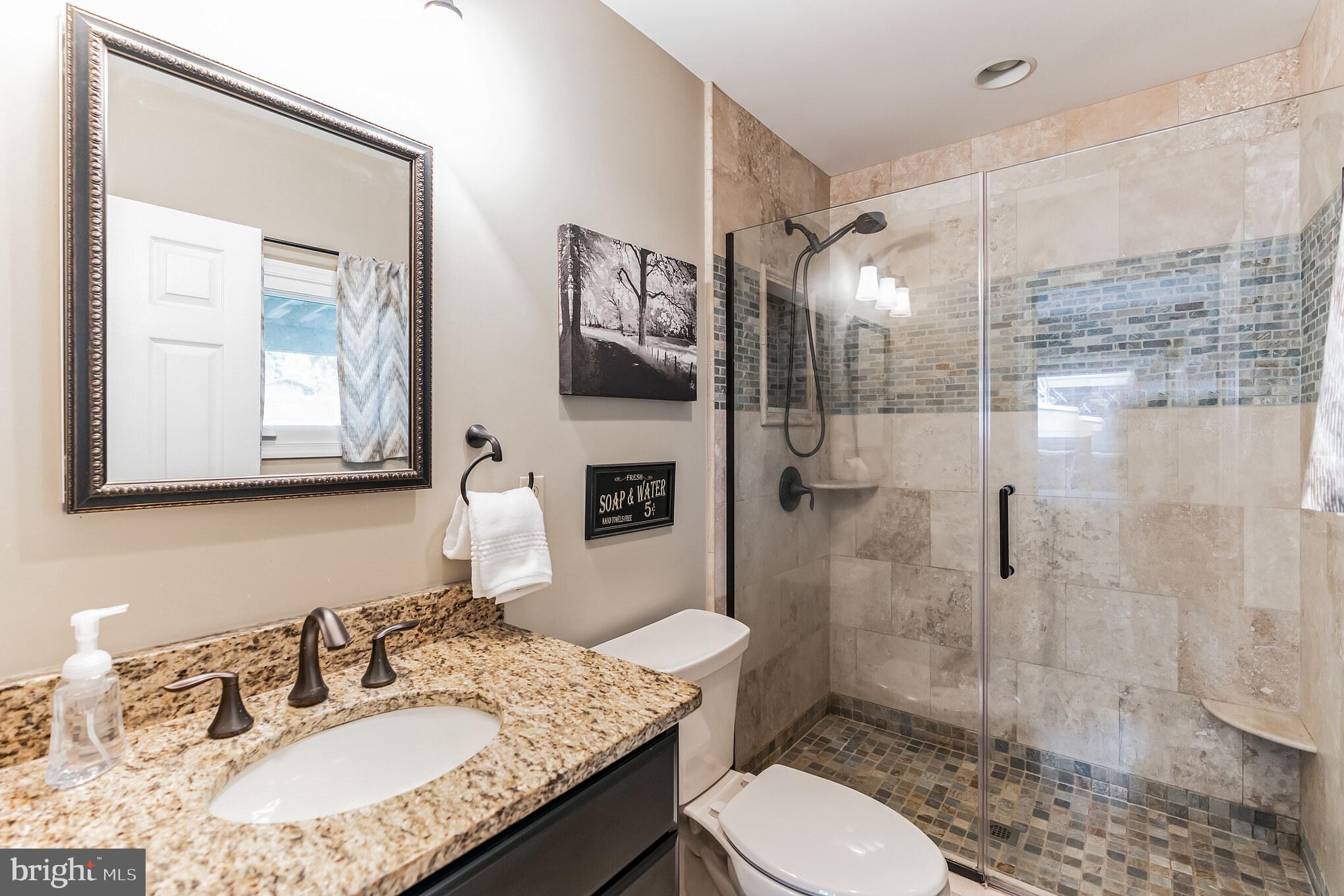 2010 Oak Lane Road Wilmington, DE 19803 - Photo 25 of 35 Primary bathroom