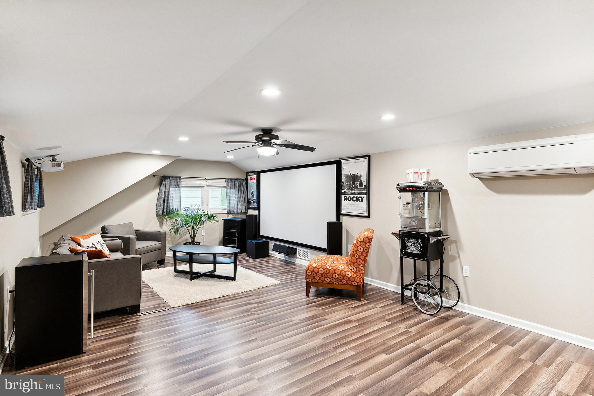 2010 Oak Lane Road Wilmington, DE 19803 - Photo 33 of 35 Upper level room