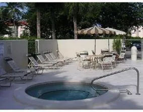 $1,375 | 2771 Riverside Drive, Unit 404A, Coral Springs, FL 33065