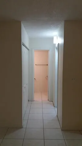 $1,375 | 2771 Riverside Drive, Unit 404A, Coral Springs, FL 33065