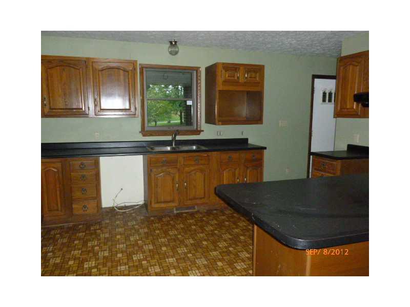 4997 County Line Road New Castle, PA 16101 - Photo 2 of 4 Kitchen.