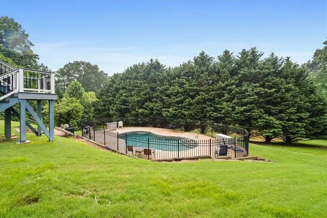 $630,000 | 300 Towne Overlook Circle, Canton, GA 30114