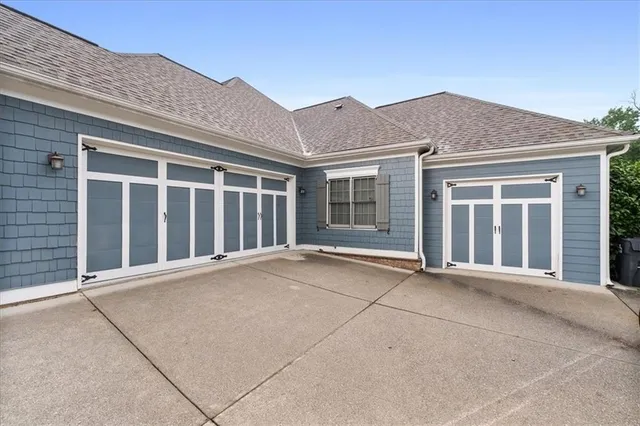 $630,000 | 300 Towne Overlook Circle, Canton, GA 30114