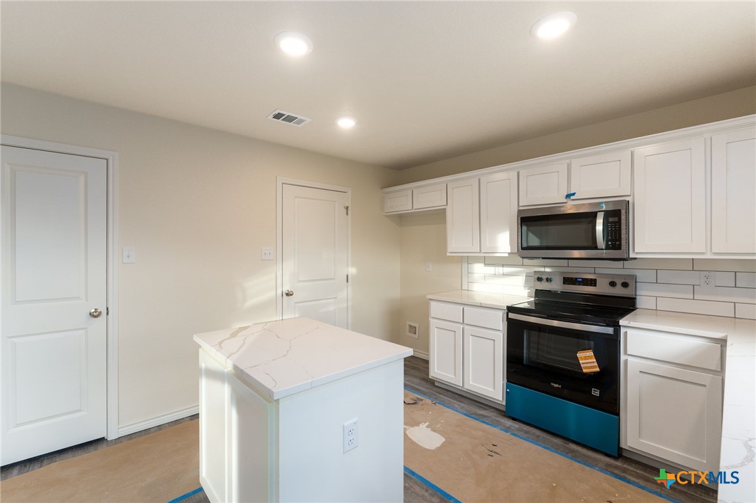 3312 Lake Road Killeen, TX 76543 - Photo 7 of 25