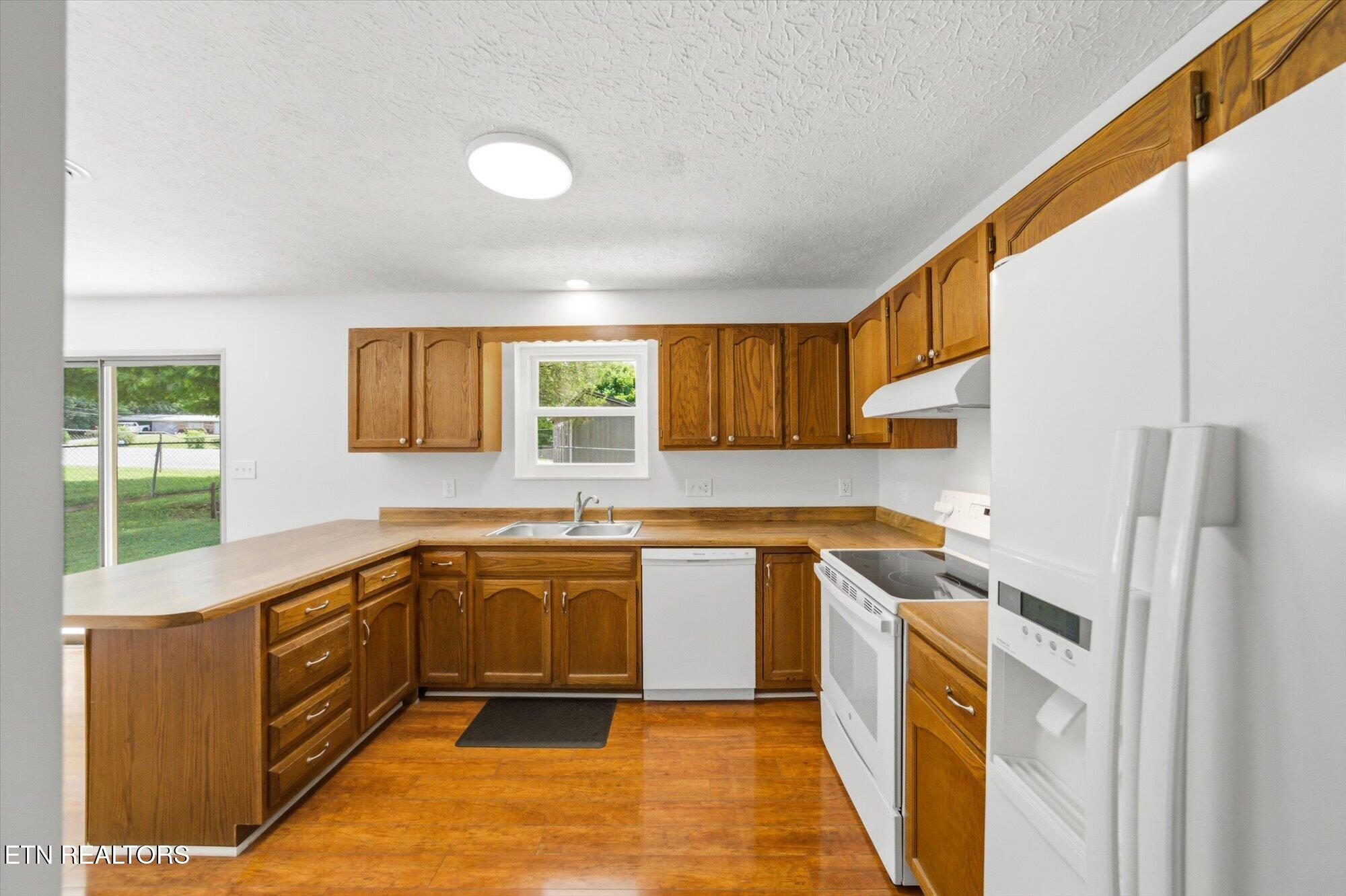409 Windrush Circle Sevierville, TN 37862 - Photo 9 of 32 09-409-Windrush-Cir-Sevierville-TN-9