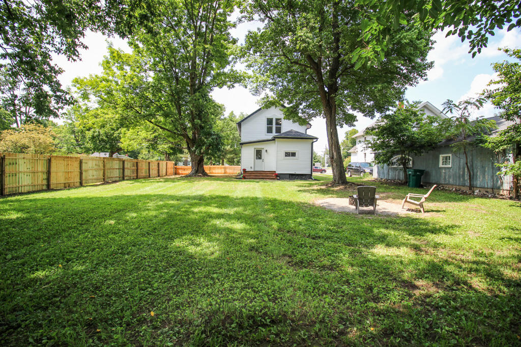 713 Oak Street Three Rivers, MI 49093 - Photo 12 of 34 Oak-24