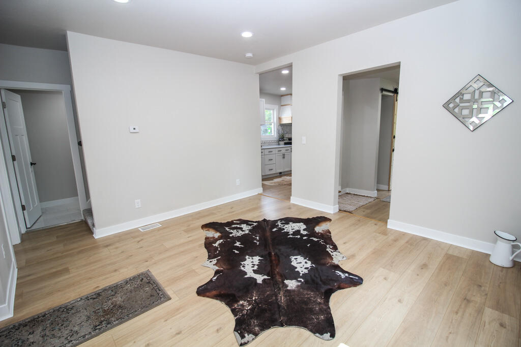 713 Oak Street Three Rivers, MI 49093 - Photo 18 of 34 Oak-17
