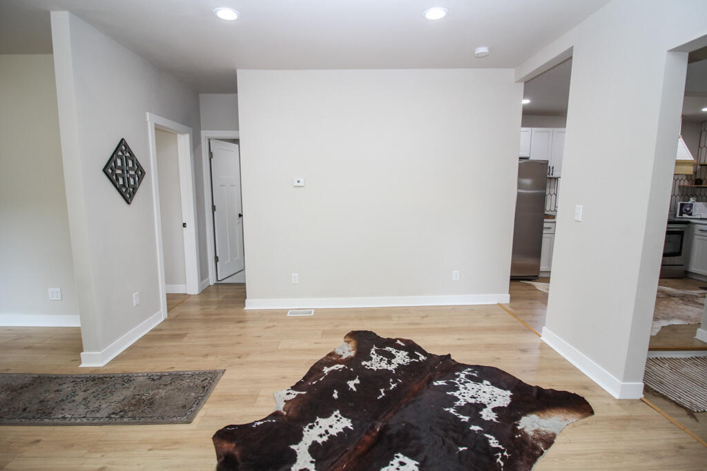713 Oak Street Three Rivers, MI 49093 - Photo 19 of 34 Oak-16