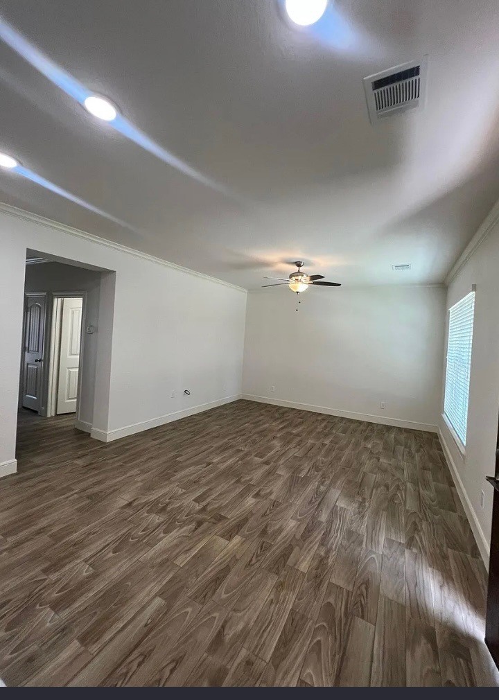 2548 Appian Way New Caney, TX 77357 - Photo 7 of 10