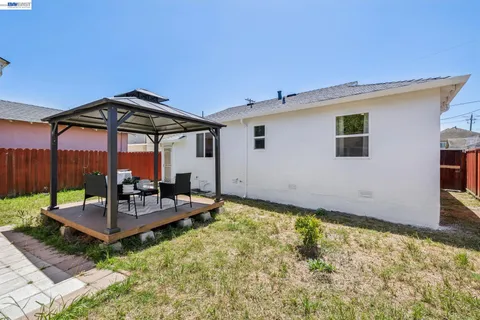 $700,000 | 4061 Maiden Lane, Union City, CA 94587