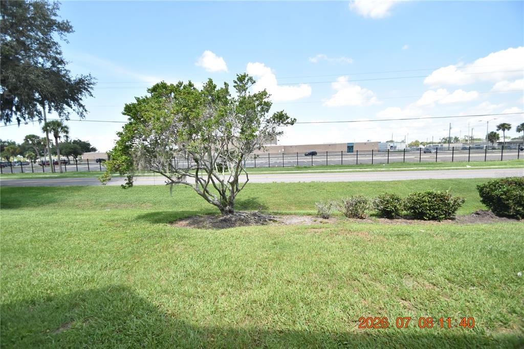 2302 South Maki Road, Unit 2 Plant City, FL 33563 - Photo 7 of 33