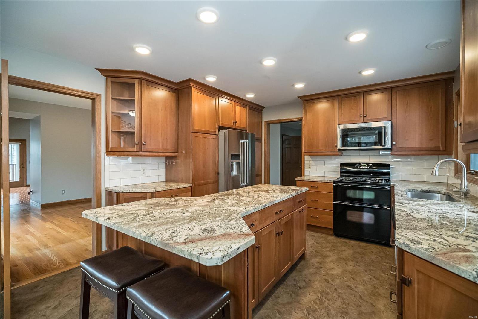 208 Pitman Hill Road St. Charles, MO 63304 - Photo 21 of 98 Gallery Image 21
