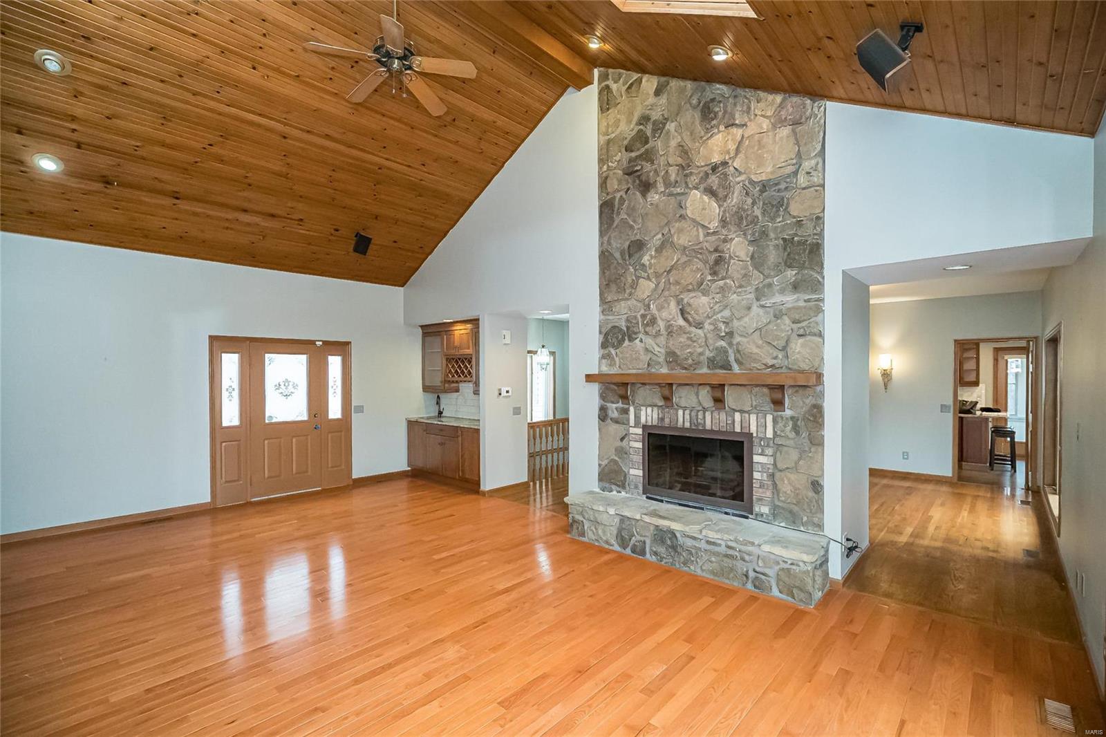 208 Pitman Hill Road St. Charles, MO 63304 - Photo 8 of 98 Gallery Image 8