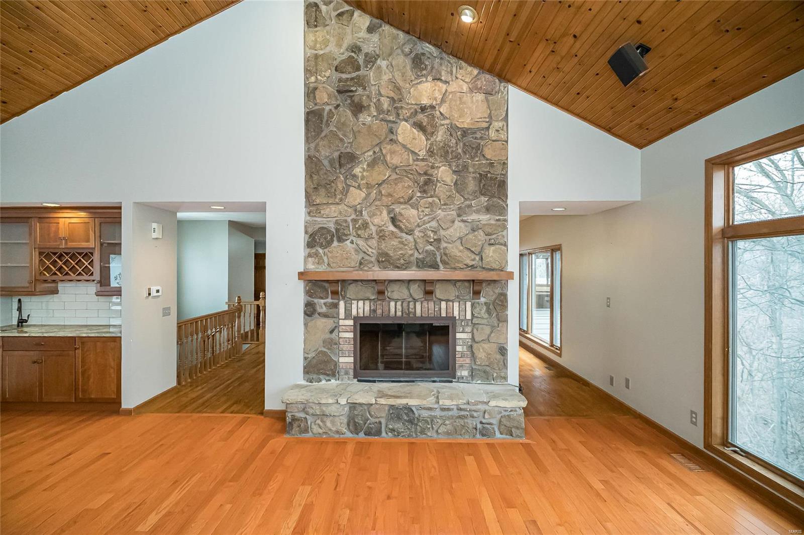 208 Pitman Hill Road St. Charles, MO 63304 - Photo 9 of 98 Gallery Image 9