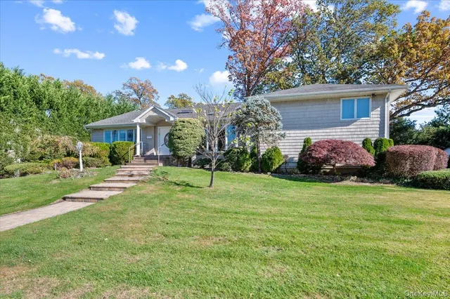 $12,900 | 25 Belmont Drive West, Roslyn Heights, NY 11577