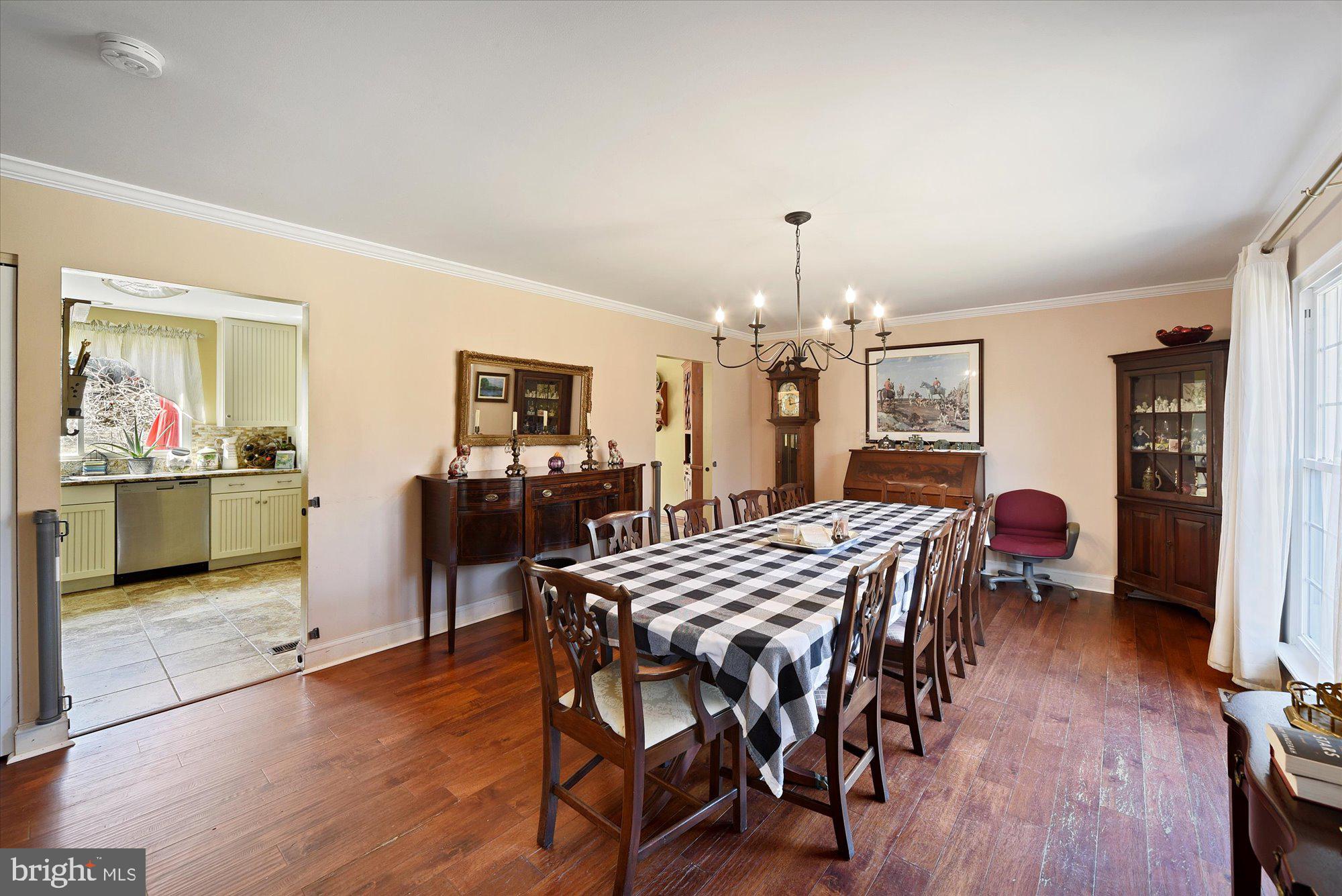 14510 Misty Valley Road Phoenix, MD 21131 - Photo 3 of 30