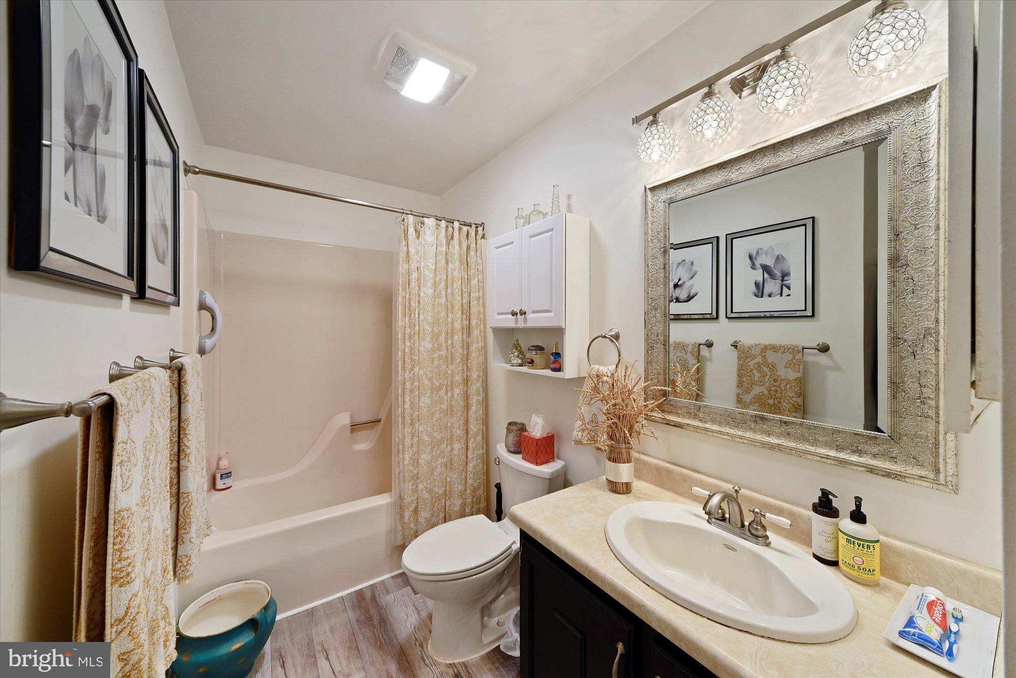 14510 Misty Valley Road Phoenix, MD 21131 - Photo 9 of 30