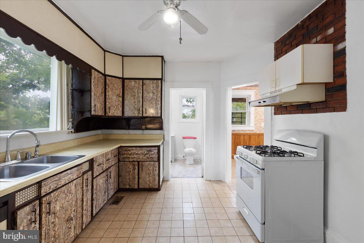4411 Wentworth Road Baltimore, MD 21207 - Photo 14 of 37 Gallery Image 14