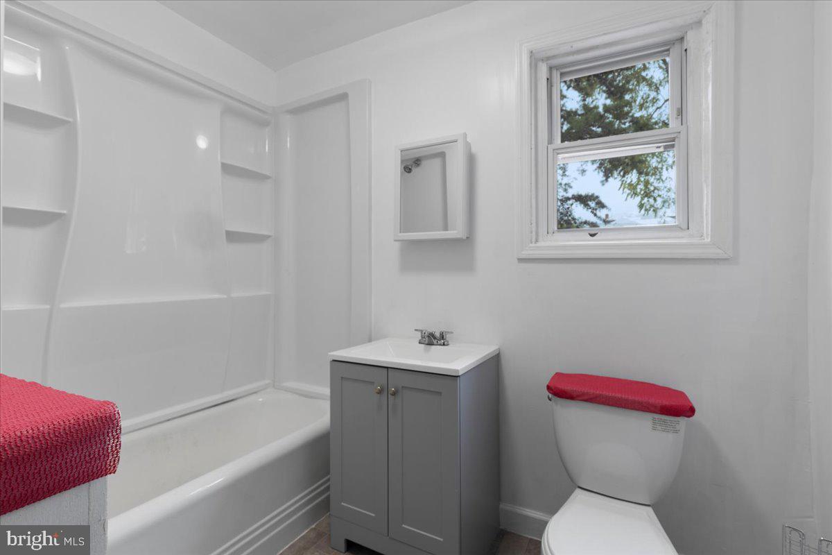 4411 Wentworth Road Baltimore, MD 21207 - Photo 15 of 37 Gallery Image 15