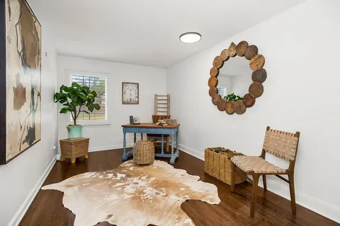 $1,295,000 | 6505 Willow Lane, Mission Hills, KS 66208