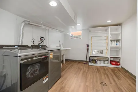 $1,295,000 | 6505 Willow Lane, Mission Hills, KS 66208