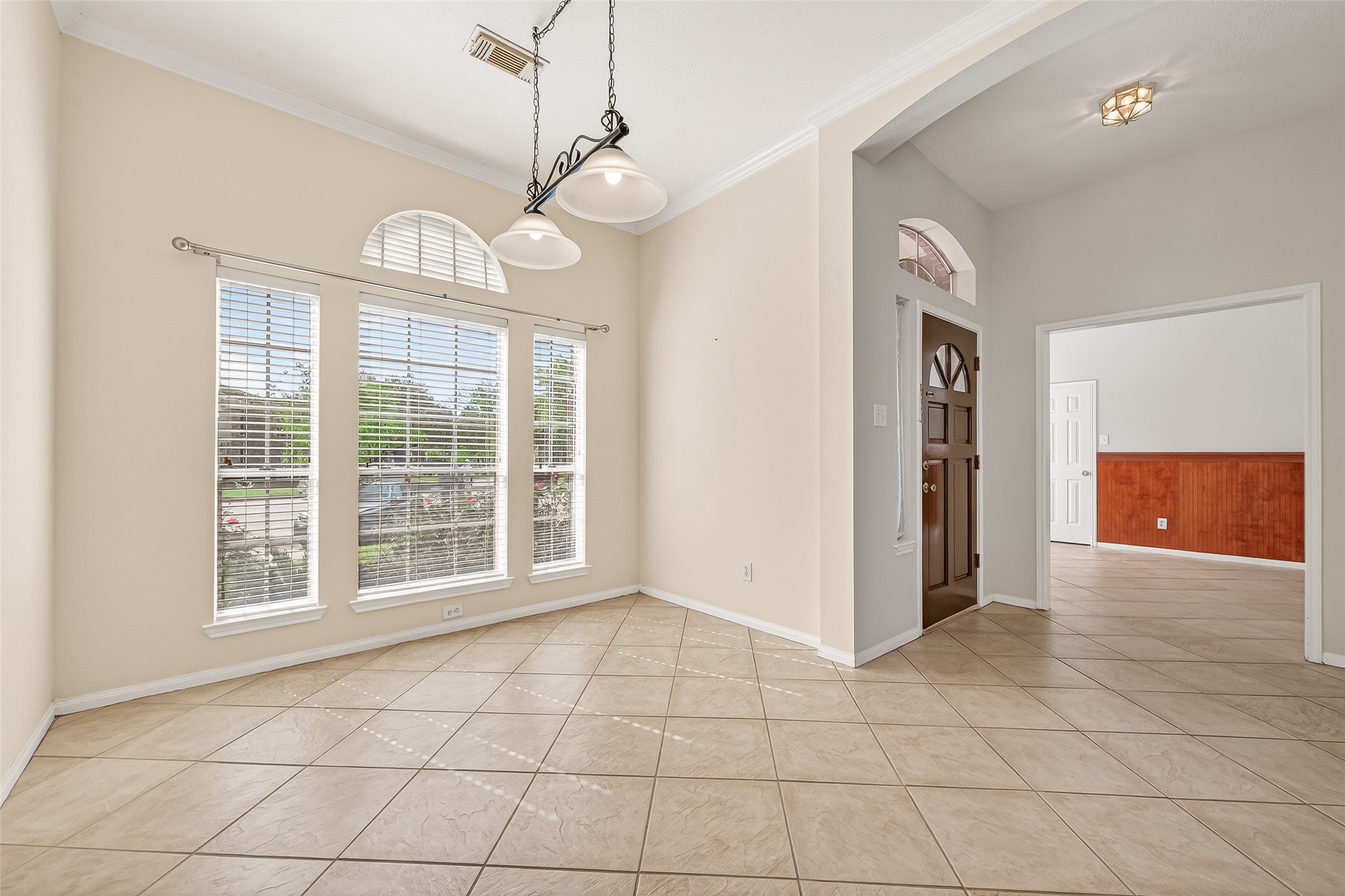 20839 Rivershire Lane Houston, TX 77073 - Photo 27 of 50 a view of an empty room with a window