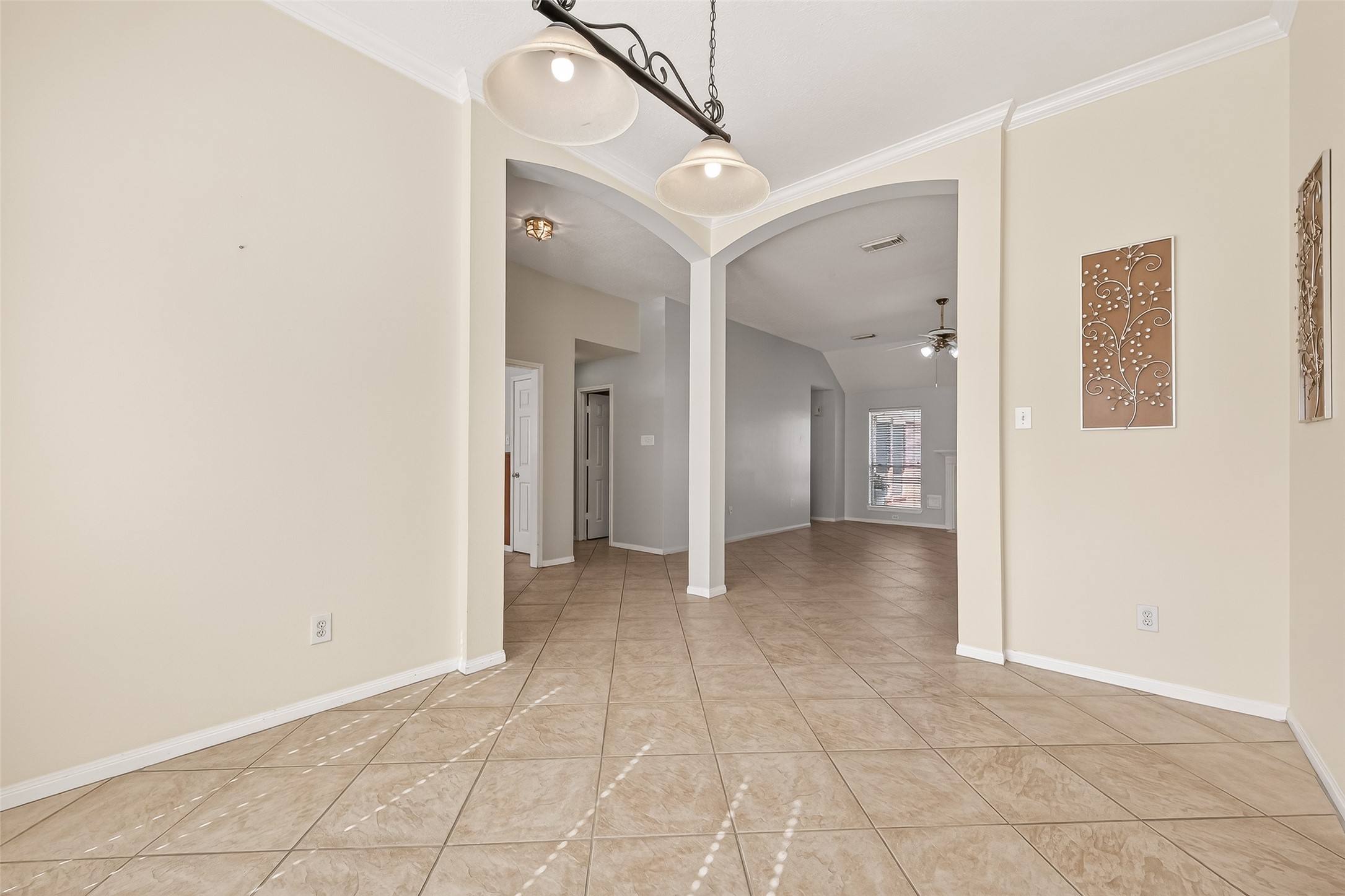 20839 Rivershire Lane Houston, TX 77073 - Photo 28 of 50 a view of a hallway