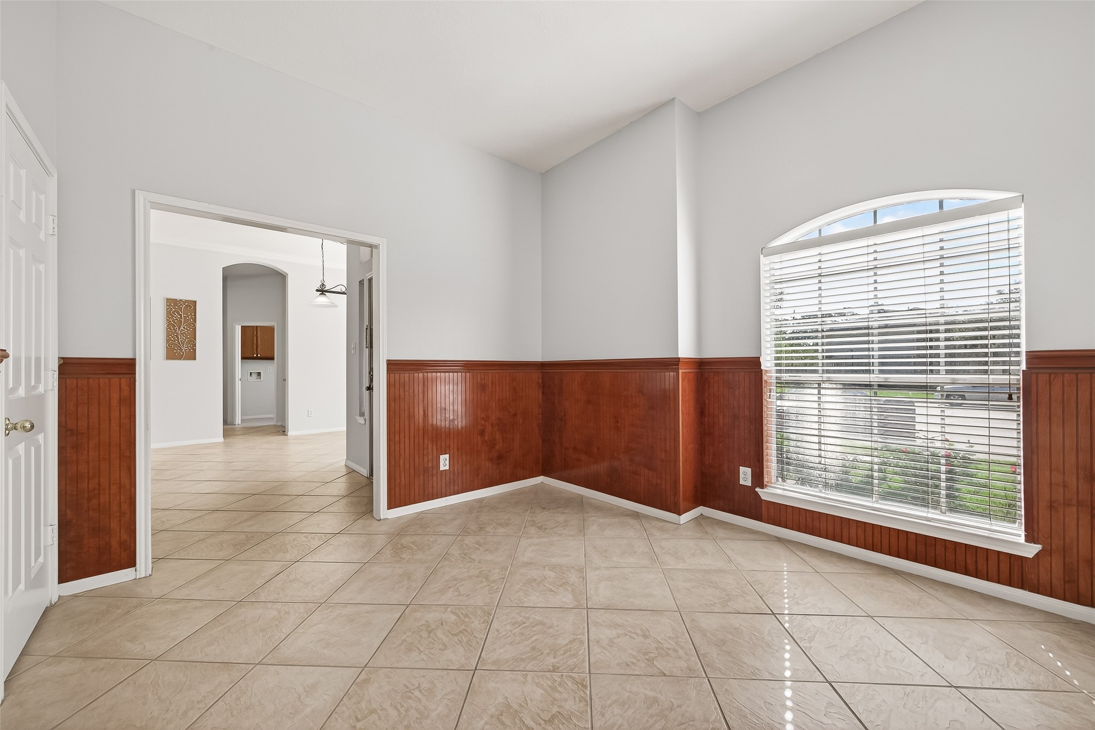 20839 Rivershire Lane Houston, TX 77073 - Photo 10 of 50 a view of livingroom with window