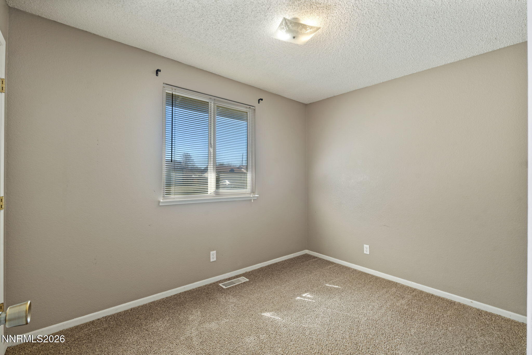 17405 Egret Lane Reno, NV 89508 - Photo 28 of 39 28-web-or-mls-DSC03480