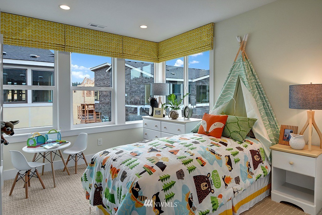 9604 Main Street, Unit 4 Bothell, WA 98011 - Photo 17 of 23