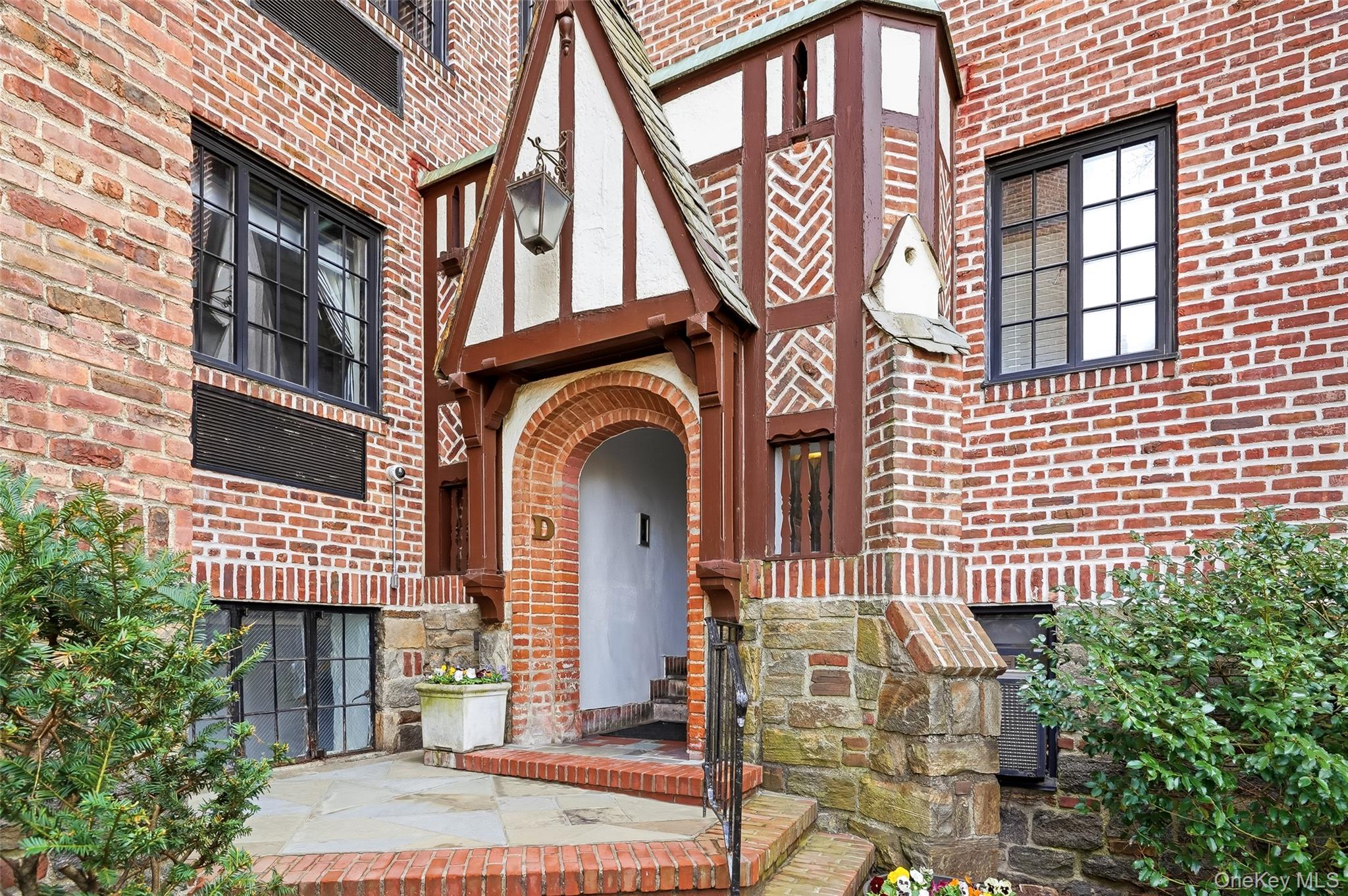 66 Milton Road, Unit D41 Rye, NY 10580 - Photo 3 of 26