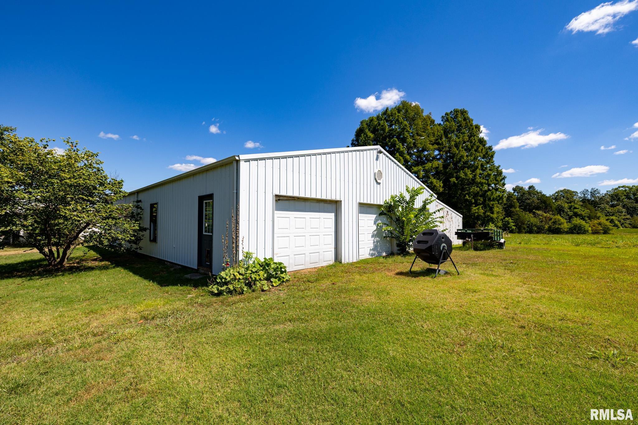 575 Wildcat Bluff Road Vienna, IL 62995 - Photo 40 of 60