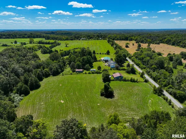 $779,000 | 575 Wildcat Bluff Road, Vienna, IL 62995