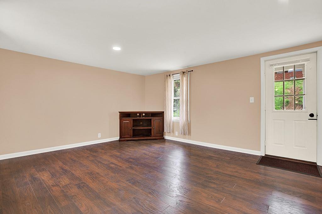 2842 Italy Road Export, PA 15632 - Photo 11 of 24
