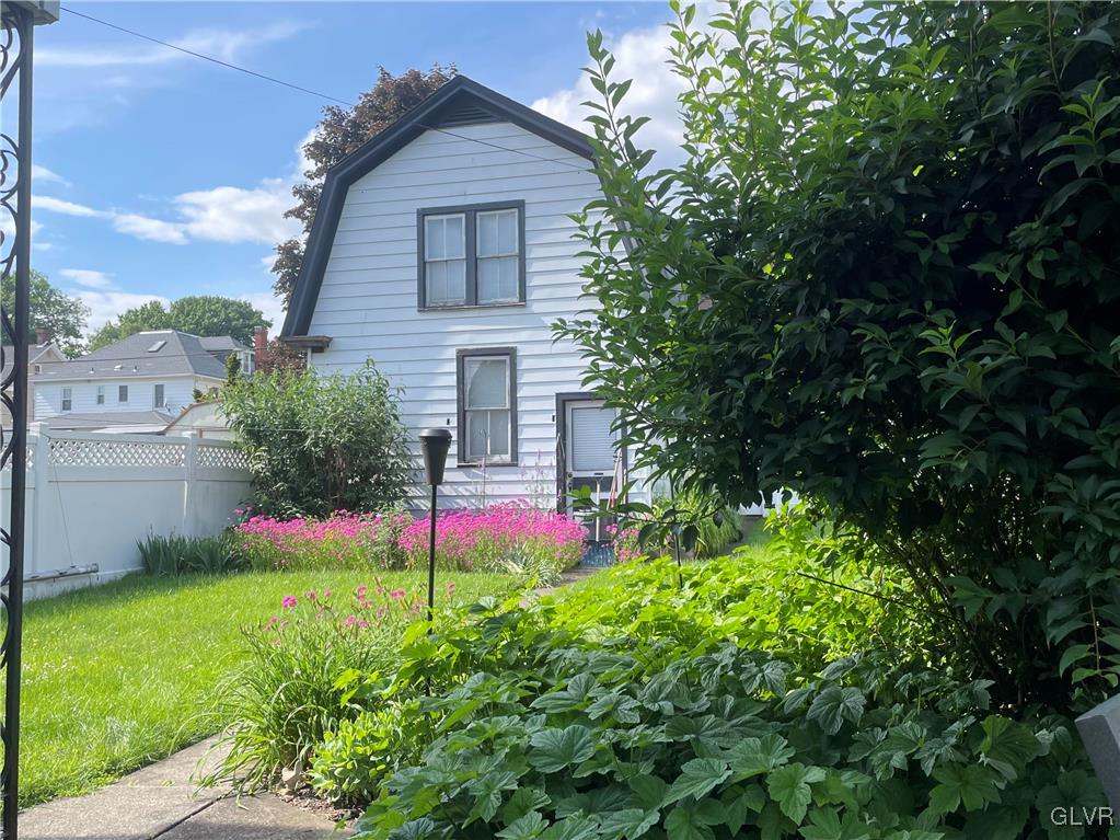 1118 Spring Street Bethlehem, PA 18018 - Photo 8 of 35 Gallery Image 8
