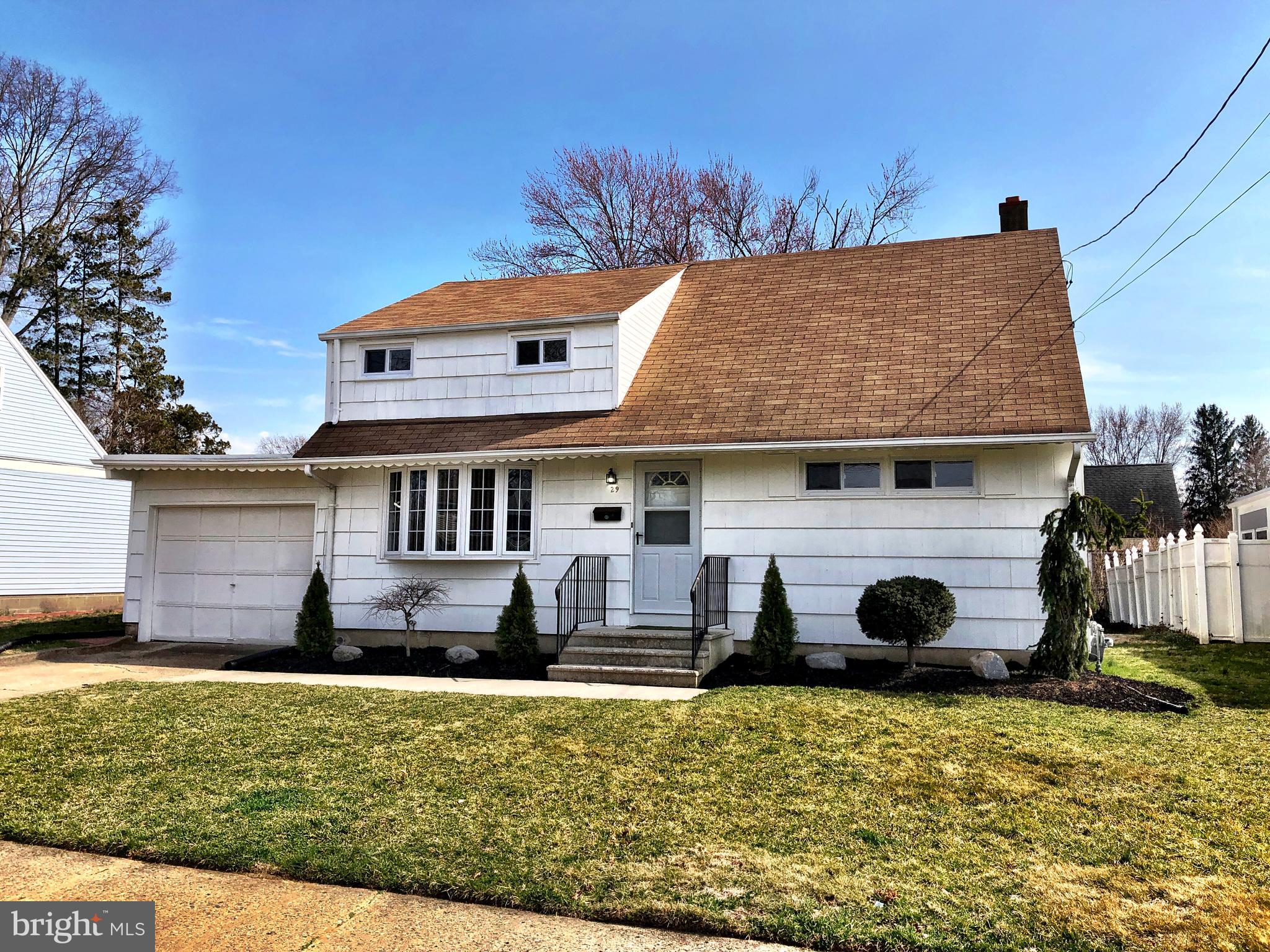 29 Beaumont Road Hamilton, NJ 08620 - Photo 1 of 22