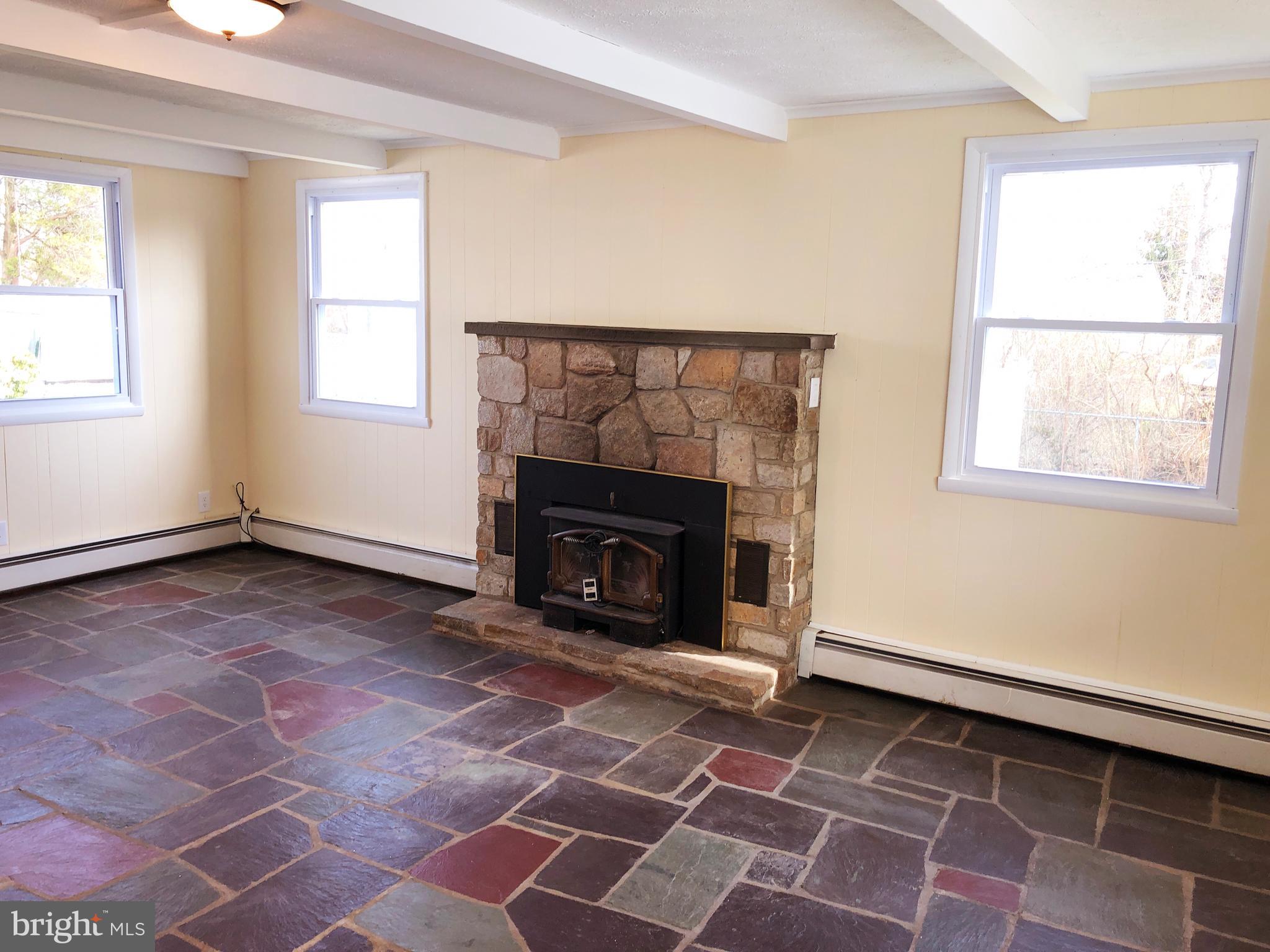 29 Beaumont Road Hamilton, NJ 08620 - Photo 11 of 22