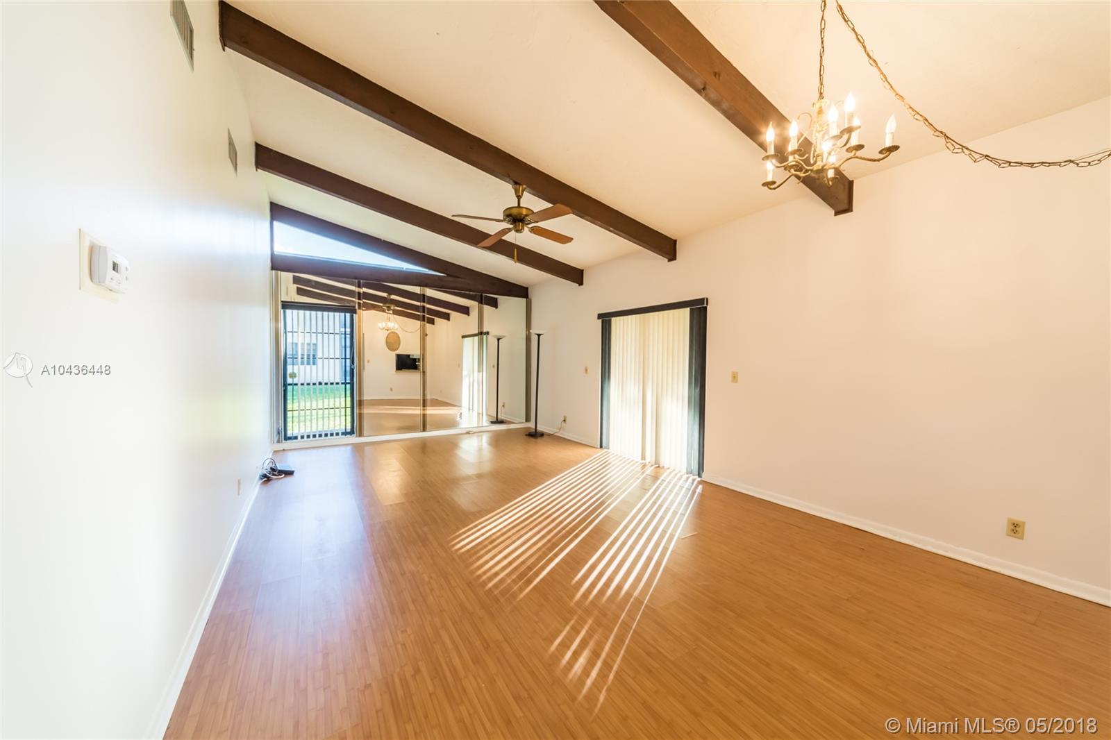 131 Gate Road, Unit 465 Hollywood, FL 33024 - Photo 14 of 30 Gallery Image 14