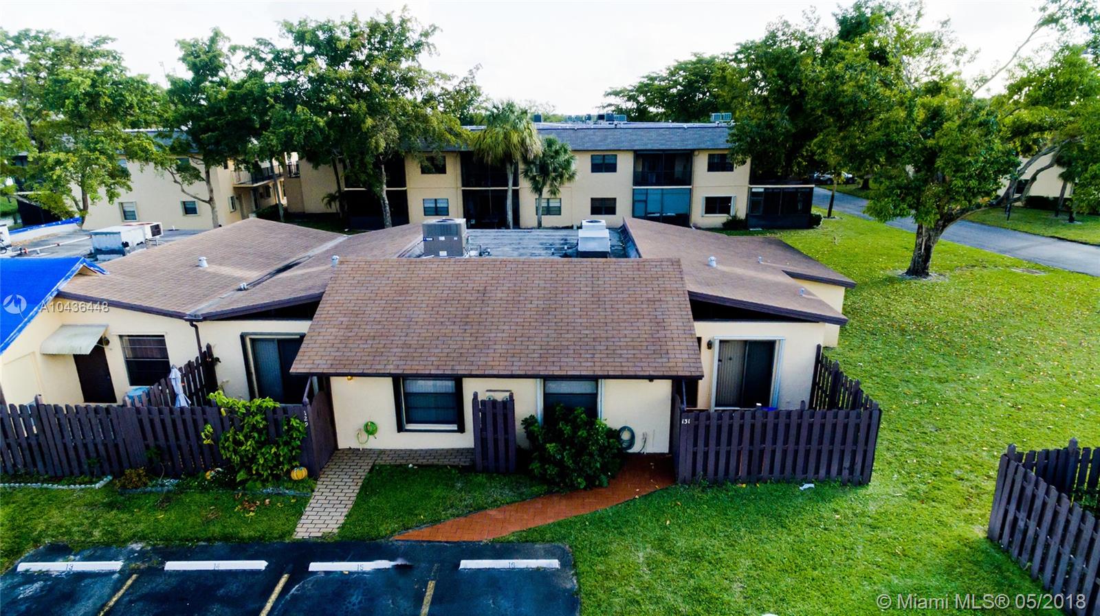 131 Gate Road, Unit 465 Hollywood, FL 33024 - Photo 3 of 30 Gallery Image 3