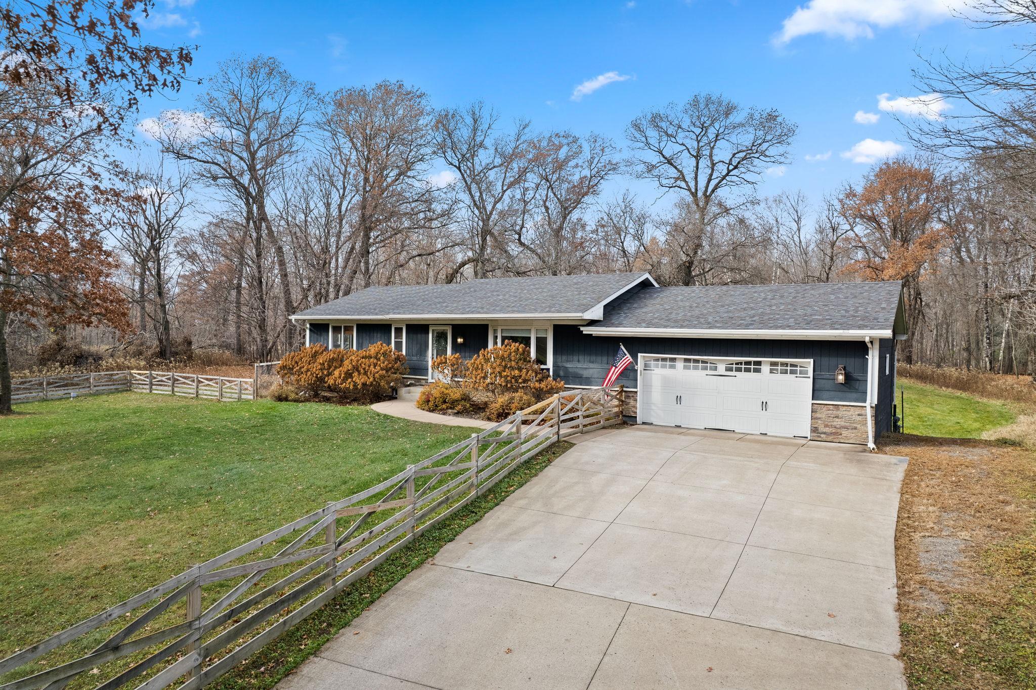 24132 Thames Street Northeast Stacy, MN 55079 - Photo 4 of 52