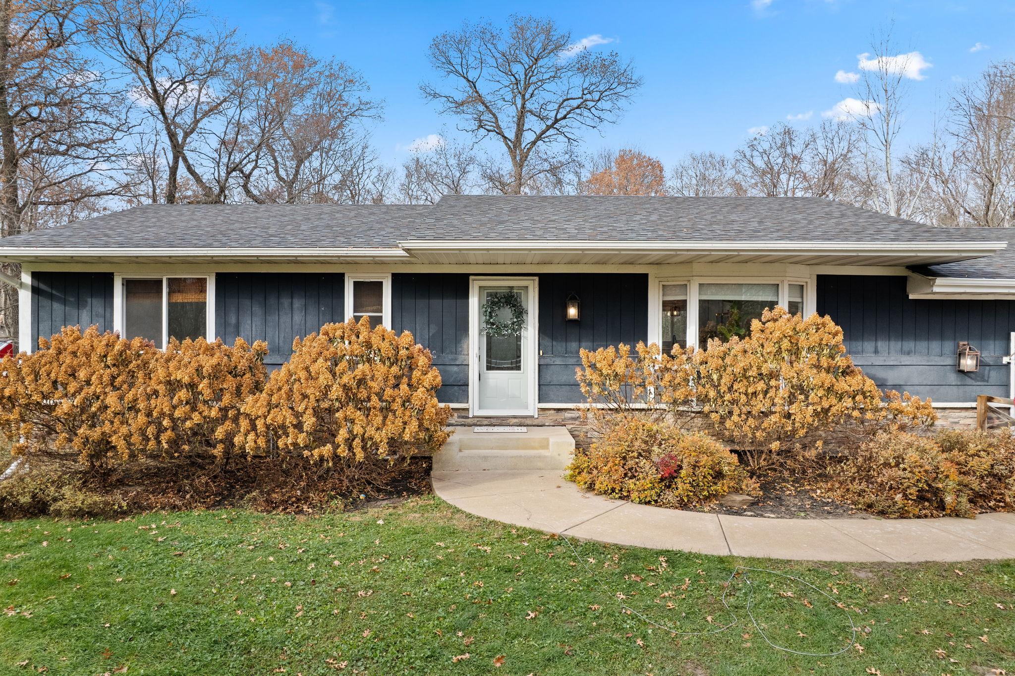 24132 Thames Street Northeast Stacy, MN 55079 - Photo 5 of 52