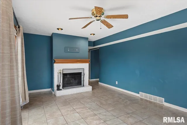 $239,900 | 2409 Westchester Boulevard, Springfield, IL 62704