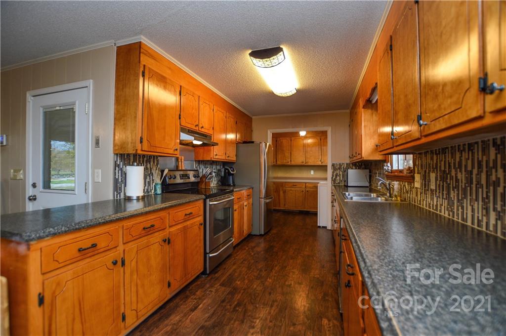 1050 East Ritchie Road Salisbury, NC 28146 - Photo 13 of 48 Gallery Image 13