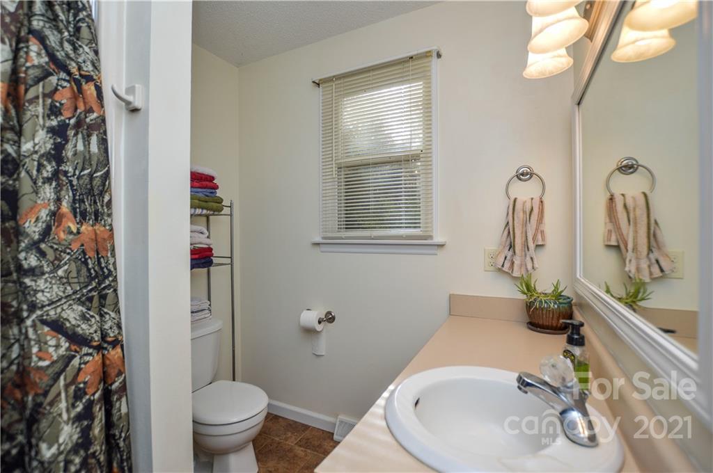 1050 East Ritchie Road Salisbury, NC 28146 - Photo 32 of 48 Gallery Image 32