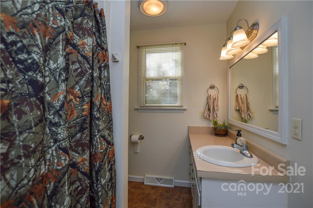 1050 East Ritchie Road Salisbury, NC 28146 - Photo 34 of 48 Gallery Image 34